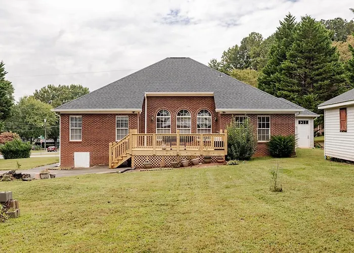 Nirav Villa Winston-Salem